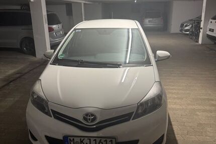 Toyota Yaris 137.000 km 5.900 &euro; München 81547