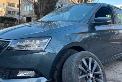 Skoda Fabia 125.500 km 8.390 &euro; Riemerling 85521