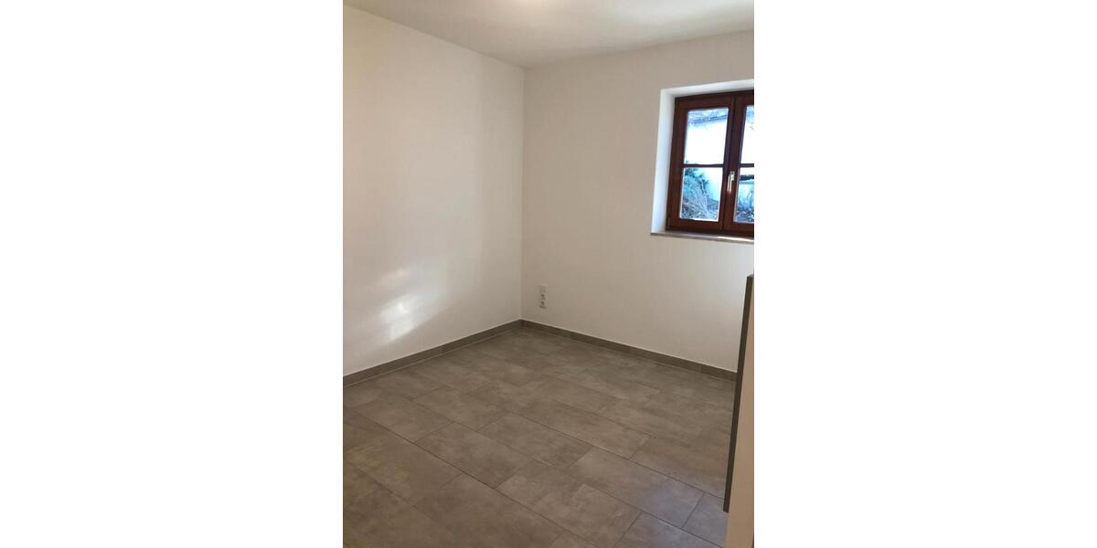 Erdgeschoßwohnung Brunnthal - 2 Zimmer, 50 m&sup2;, 930&euro; | Angebot:26236109