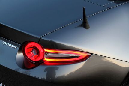 Mazda MX-5 1.760 km 34.490 &euro; Egmating 85658