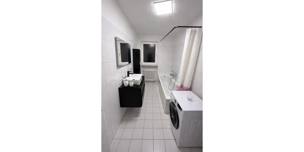 WG-Zimmer m. eigenem Balkon-90m2-möbliert-2er-WG, Olymp.West 3 zimmer