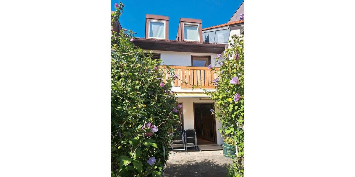 Reihenhaus mit schönem Garten für Wohngemeinschaft bis 3 Personen 2 zimmer