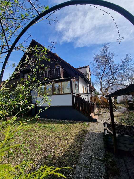 Haus zum Mieten in München 2.490 € 125 m²