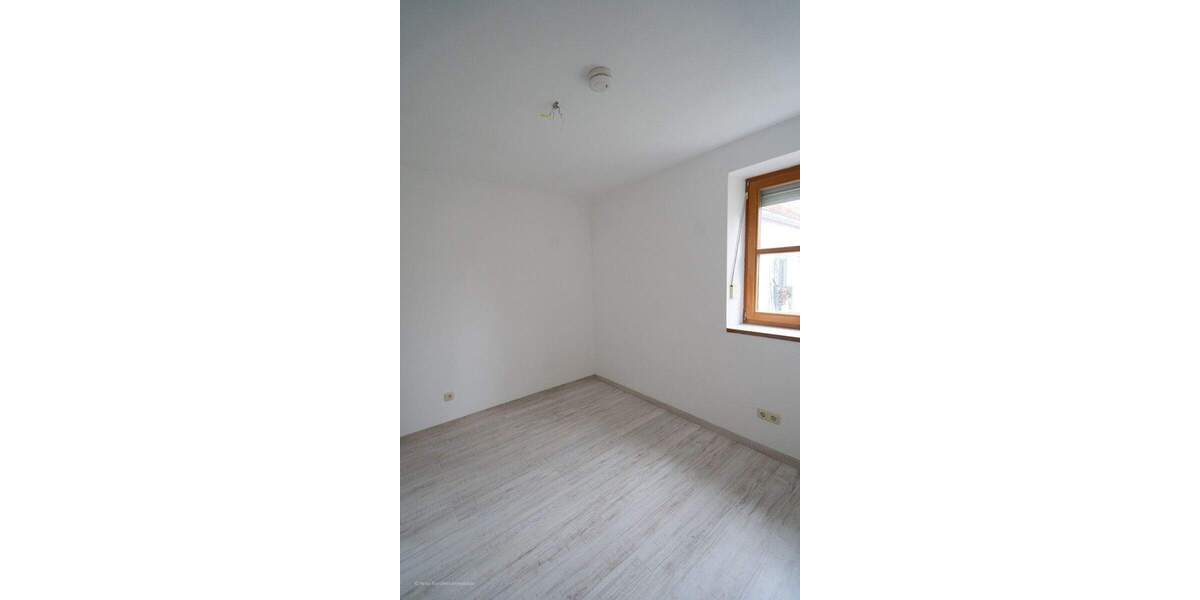 ***Heike Borchers Immobilien***Gemütliche Gartenwohnung in ruhiger Lage von Ottobrunn*** 2 zimmer