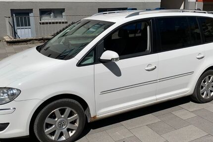 VW Touran 252.000 km 3.650 &euro; München 80796