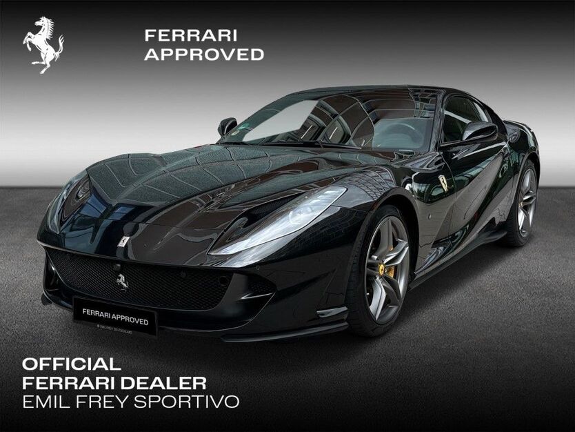 Ferrari 812 30.526 km 287.800 € München 80809