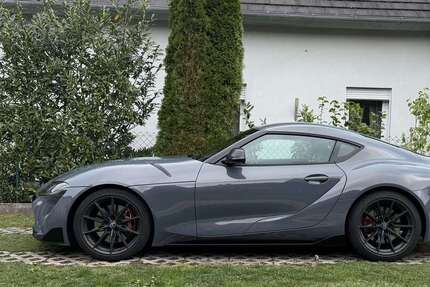 Toyota Supra 22.000 km 61.200 &euro; Fürstenfeldbruck, GKSt 82256