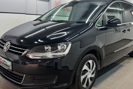 VW Sharan 219.123 km 14.590 € München 81243