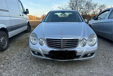 Mercedes E 200