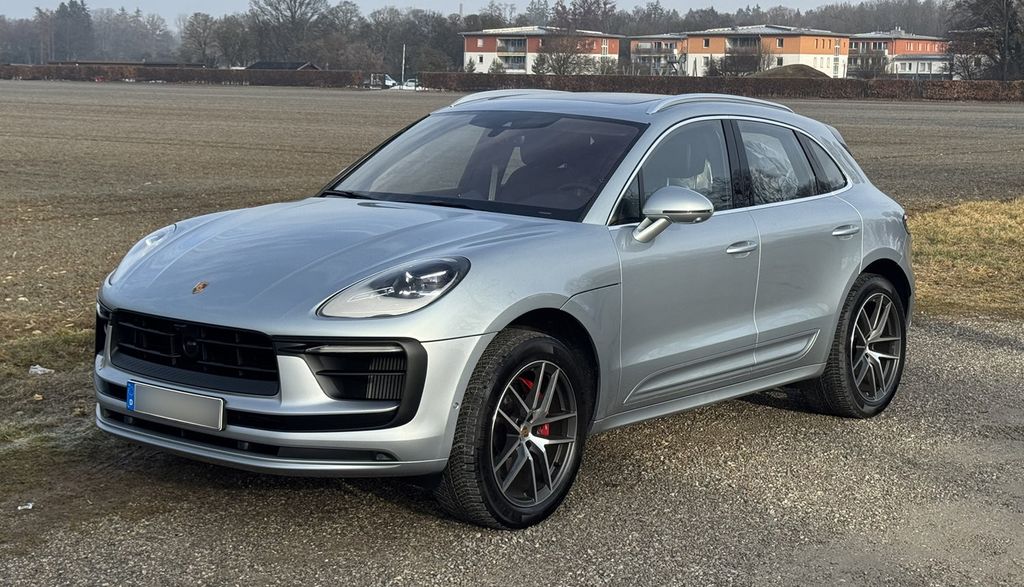 Porsche Macan 30.900 km 75.963 &euro; München 81479