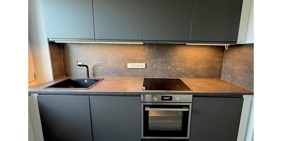 76 m² große helle Wohnung in Neuhausen - ZUR MIETE (auch WG) 3 zimmer