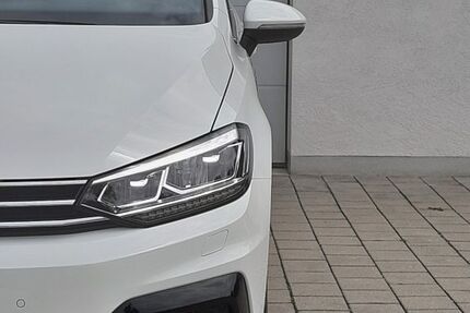 VW Touran 131.000 km 21.499 &euro; Aschheim 85609