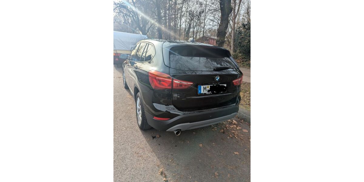 BMW X1 79.024 km 18.100 &euro; München 81737