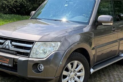 Mitsubishi Pajero 330.000 km 8.990 &euro; München 81243