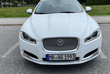 Jaguar XF 232.000 km 8.700 &euro; Holzkirchen 83607
