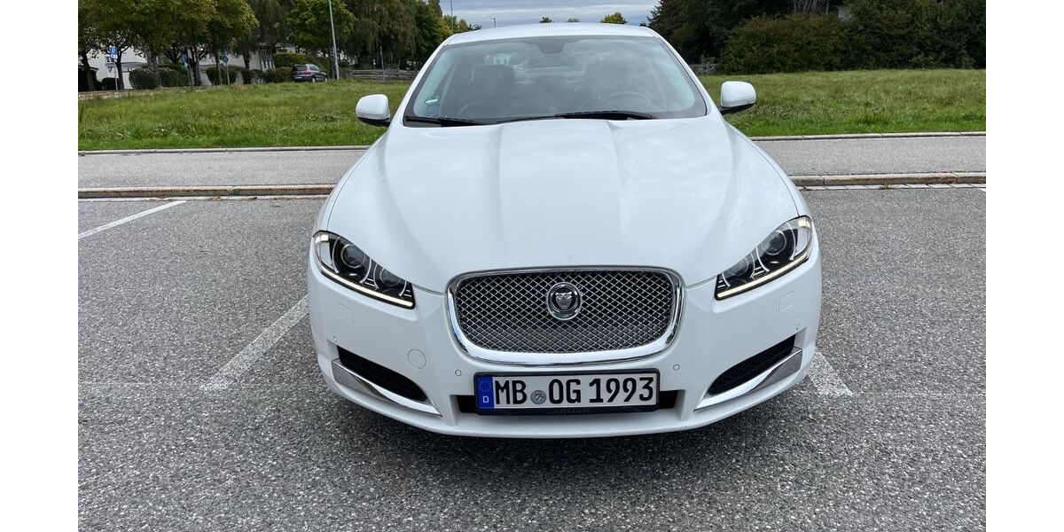 Jaguar XF 232.000 km 8.700 &euro; Holzkirchen 83607