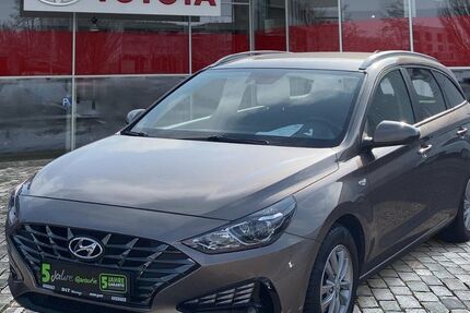 Hyundai i30 51.127 km 14.490 &euro; München 80687