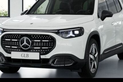 Mercedes-Benz GLB 250 9.900 km 55.900 &euro; München 80636