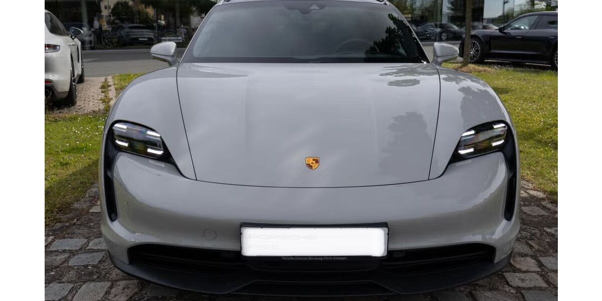 Porsche Taycan 46.974 km 67.990 &euro; Grünwald 82031