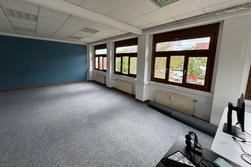 Toplage Karlsfeld! Büro- Ausstellungs- Schulungsräume zu vermieten