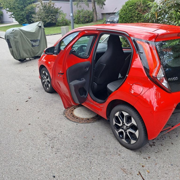 Aygo (X)
