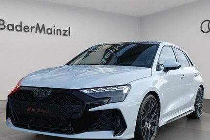 Audi RS3 3.900 km 70.880 € Wolfratshausen 82515