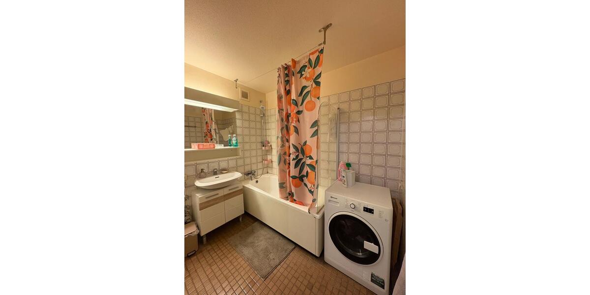 Gepflegte 2-Zimmer Wohnung mit Balkon in Unterschleißheim zimmer