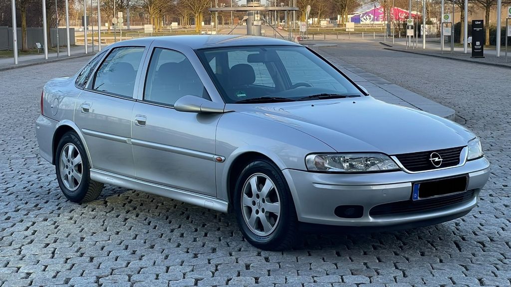 Opel Vectra 173.700 km 2.000 &euro; München 81829