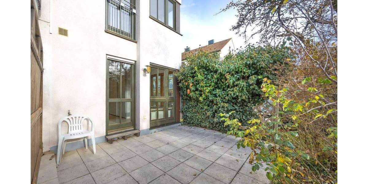 Reihenendhaus Fürstenfeldbruck - 8 Zimmer, 200 m&sup2;, 940.000&euro; | Angebot:25691105