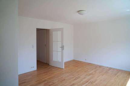 Wohnung München Thalkirchen-Obersendling-Forstenried-Fürstenried-Solln - 1 Zimmer, 26 m&sup2;, 212.000&euro; | Angebot:26901317