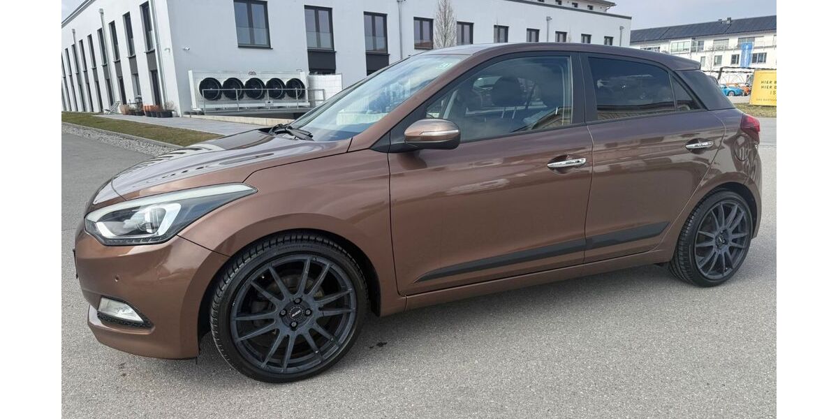 Hyundai i20 73.000 km 8.290 &euro; Wolfratshausen 82515