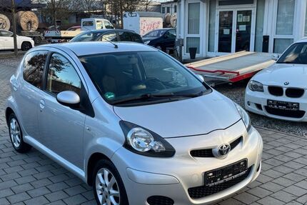Toyota Aygo (X) 125.000 km 6.590 &euro; Dachau 85221