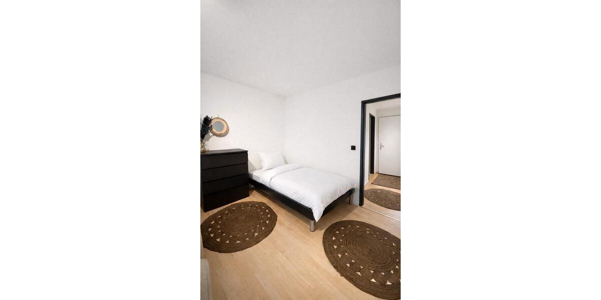 Erdgeschoßwohnung Germering - 1 Zimmer, 35 m&sup2;, 1.200&euro; | Angebot:25993209