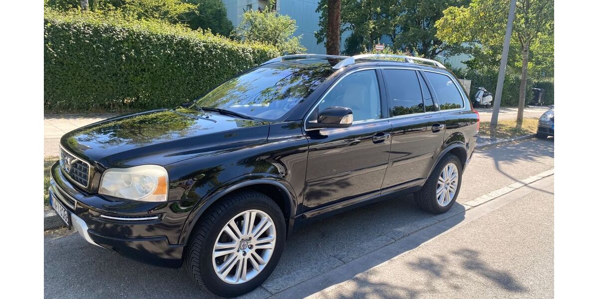 Volvo XC90 241.450 km 11.499 &euro; München 80937