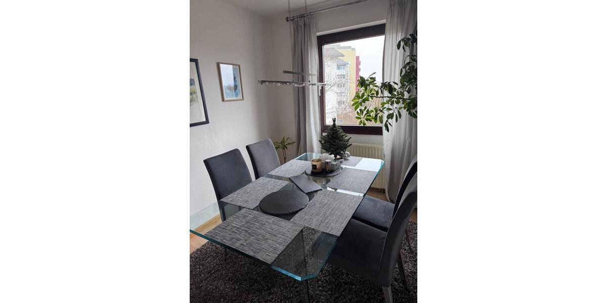 Etagenwohnung Germering - 2 Zimmer, 75 m&sup2;, 1.600&euro; | Angebot:26416489