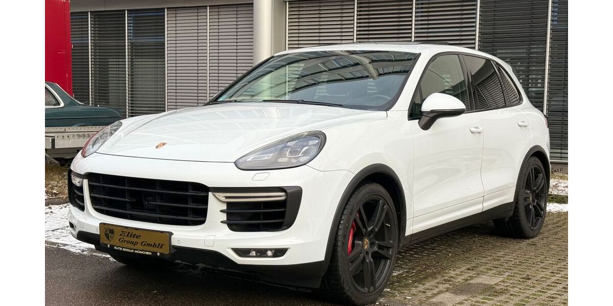 Porsche Cayenne 280.000 km 26.800 &euro; München 81547