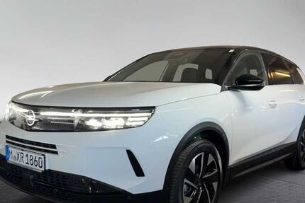 Opel Grandland (X) 13.405 km 29.900 &euro; München 80339