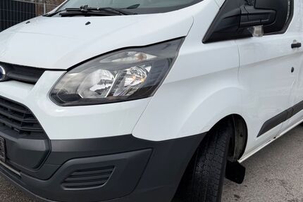 Ford Transit Custom 113.652 km 8.850 &euro; Puchheim 82178