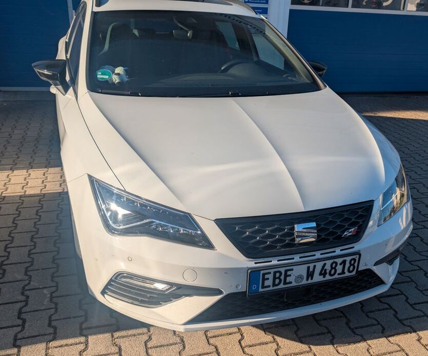 Seat Leon 58.000 km 24.800 € Zorneding 85604