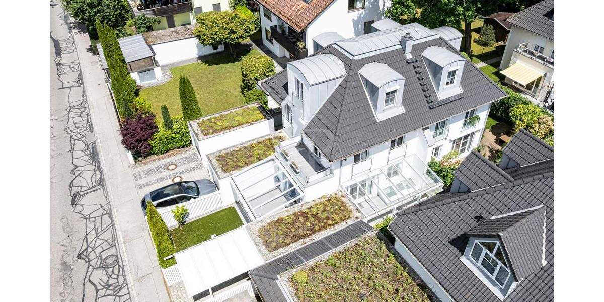 Eleganz trifft Nachhaltigkeit: Teil­möblierte Doppelhaushälfte mit Premiumausstattung zu vermieten 6 zimmer