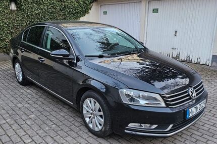 VW Passat 235.000 km 7.390 &euro; München 81539