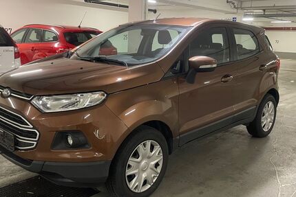 Ford EcoSport 69.890 km 7.590 € München 81929