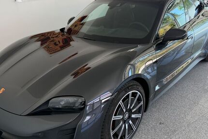 Porsche Taycan 31.260 km 71.980 &euro; Hallbergmoos 85399