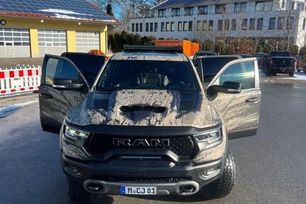 Dodge RAM 45.000 km 105.000 &euro; Strasslach 82064