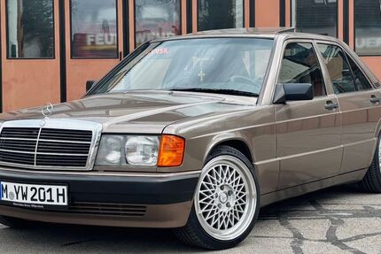 Mercedes-Benz 190 136.500 km 14.900 € München 80937