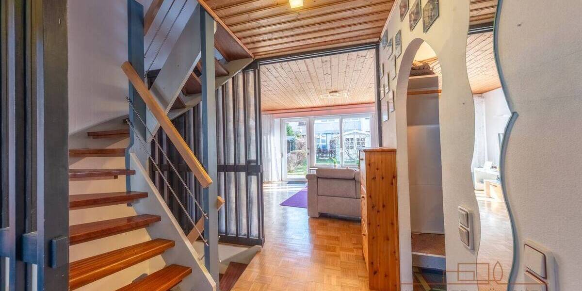 Reihenmittelhaus Kirchheim bei München Kirchheim - 5 Zimmer, 133 m&sup2;, 768.000&euro; | Angebot:26128657