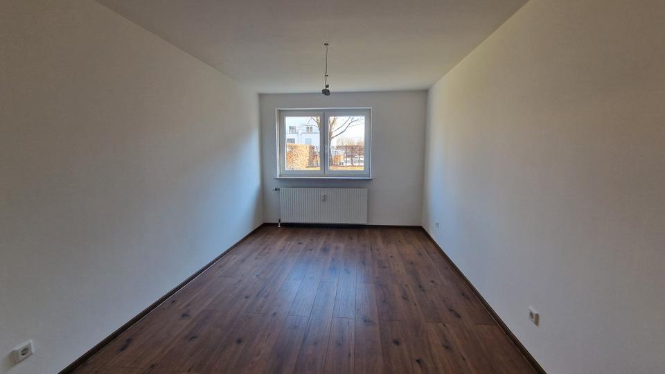 Erdgeschoßwohnung Eching - 2 Zimmer, 125 m&sup2;, 1.900&euro; | Angebot:26613857