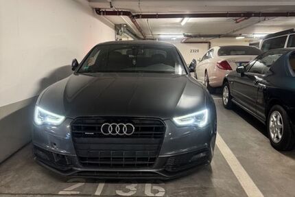 Audi A5 183.000 km 13.500 &euro; München 81541