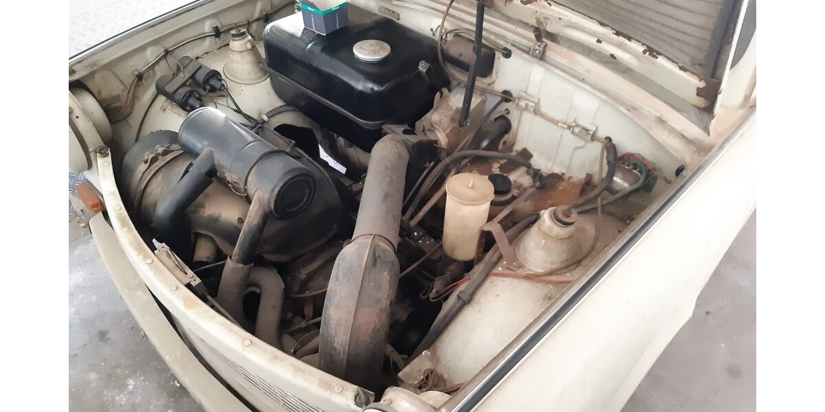 Trabant P 601 82.849 km 2.100 &euro; Erdweg 85253