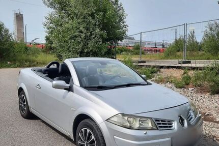 Renault Megane 319.365 km 2.150 &euro; Ulm 89081